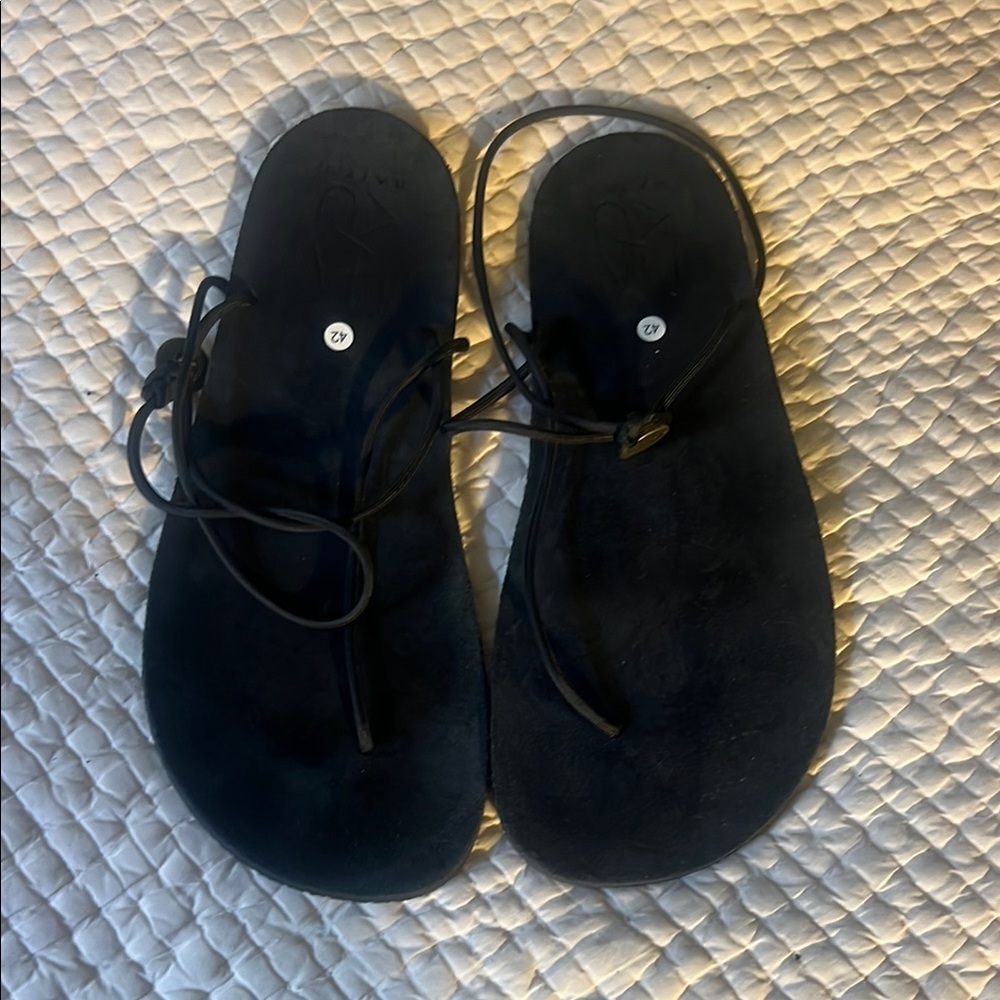 Haiku Minimalist Sandals